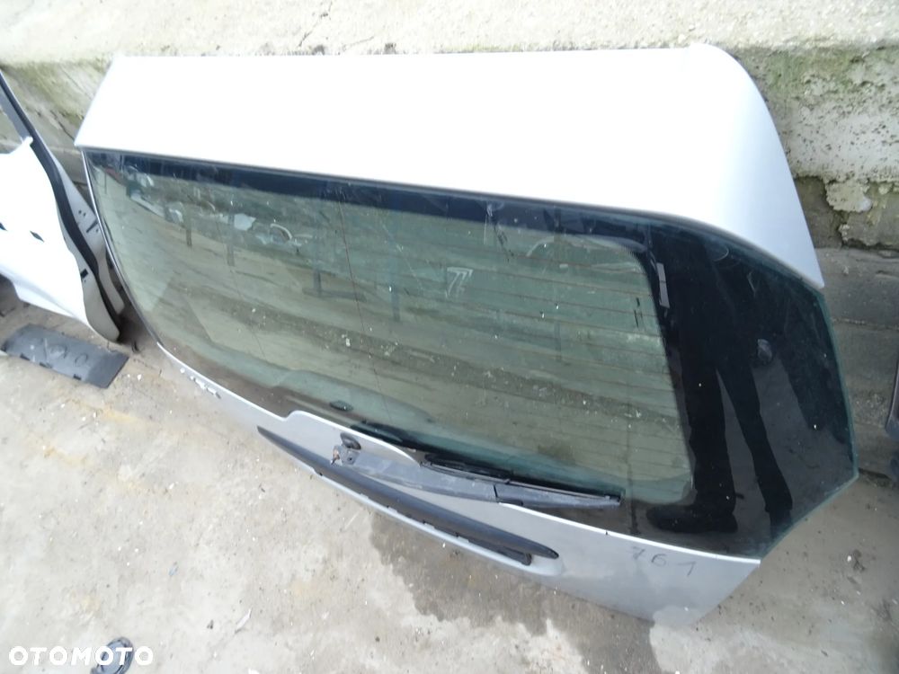 Klapa Bagażnika Mercedes a150 w169 - 2