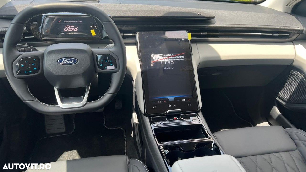 Ford Explorer AWD 79 kWh Extended Range Premium - 6
