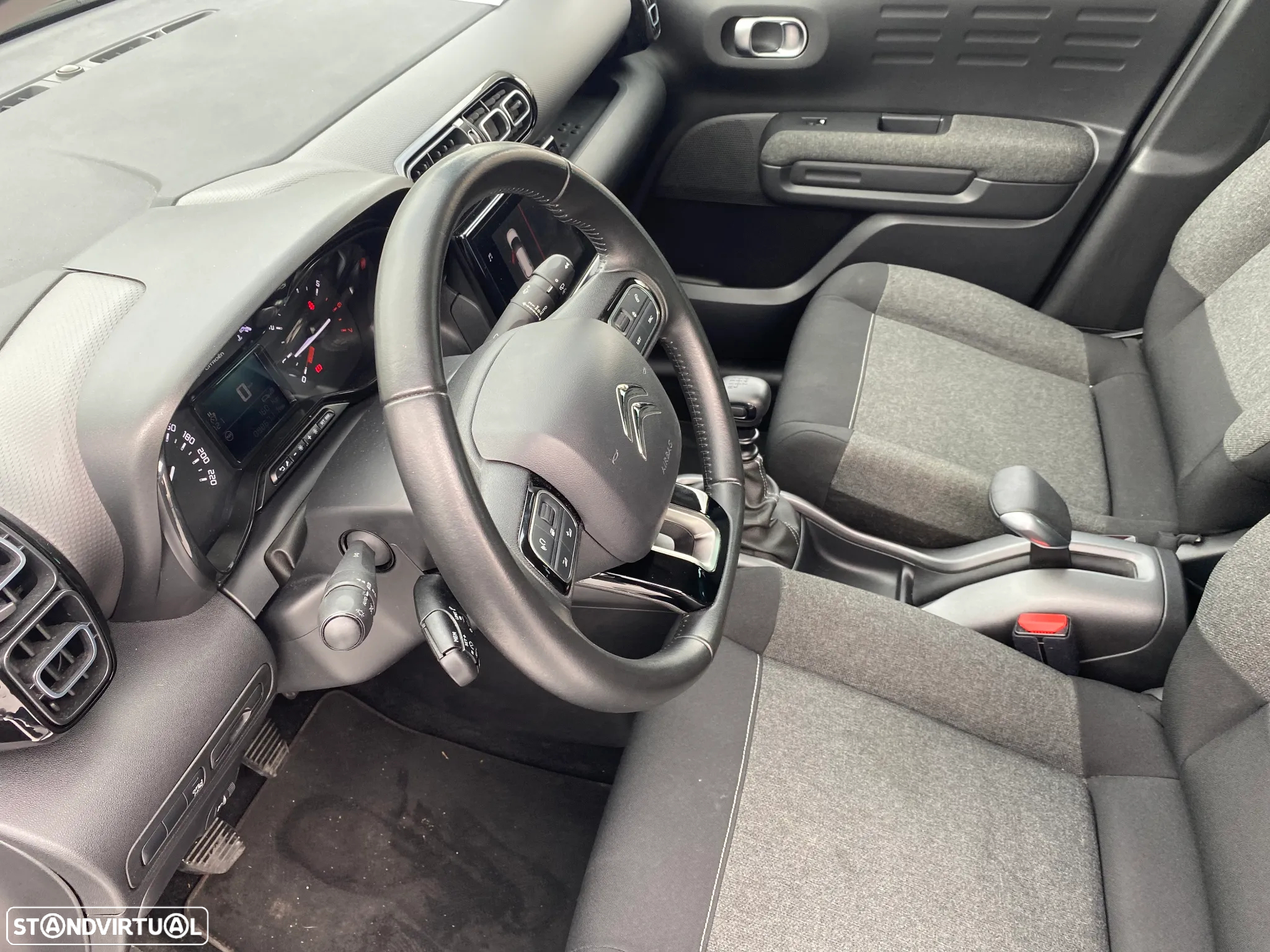 Citroën C3 Aircross 1.2 PureTech C-Series - 8