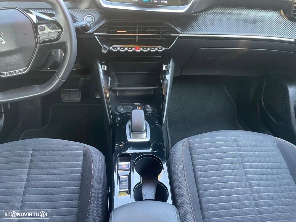 Peugeot e-2008 50 kWh Active - 27