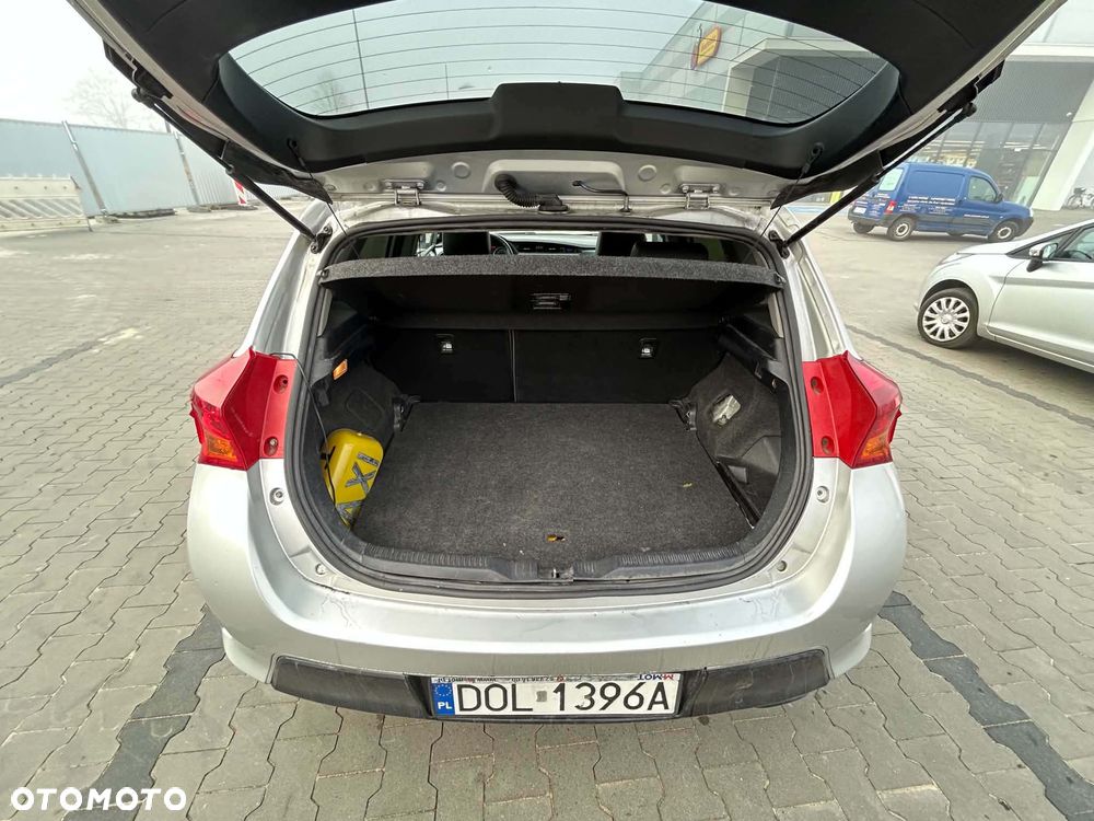 Toyota Auris - 15