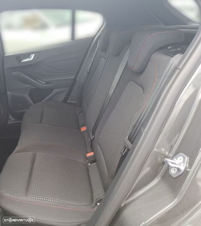 Ford Focus 1.0 EcoBoost MHEV ST-Line - 5