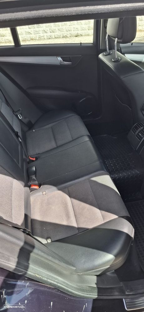Mercedes-Benz C 220 Station CDI DPF Avantgarde - 4