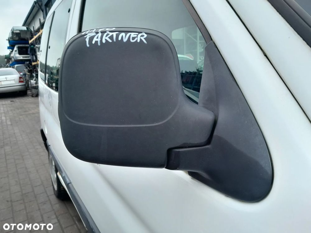PEUGEOT PARTNER LUSTERKO PRAWE PRZEDNIE MANUALNE - 1