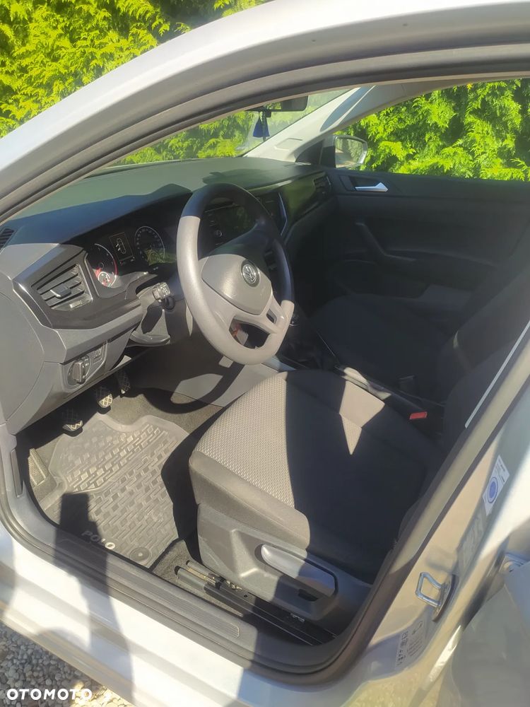 Volkswagen Polo 1.0 (Blue Motion Technology) Trendline - 36
