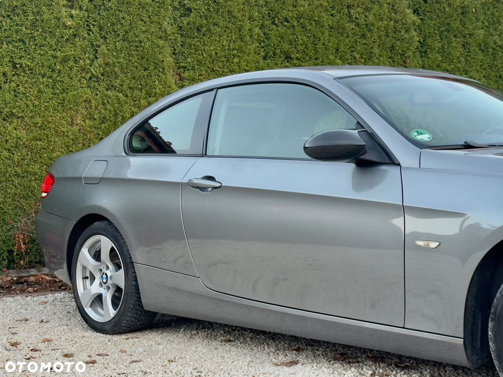 BMW Seria 3 320d DPF - 21