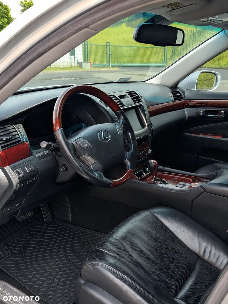 Lexus LS 460 Superior - 5