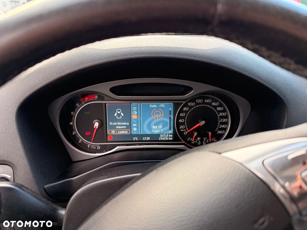 Ford Mondeo 2.5 Titanium S - 13