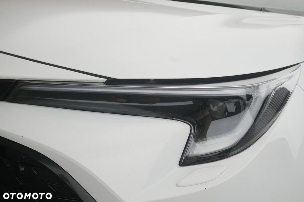 Toyota Corolla - 13