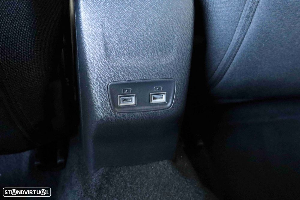 Peugeot e-2008 50 kWh Allure - 19
