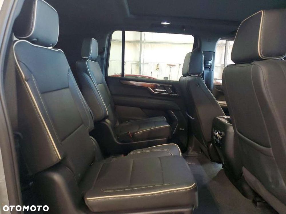 GMC Yukon - 12