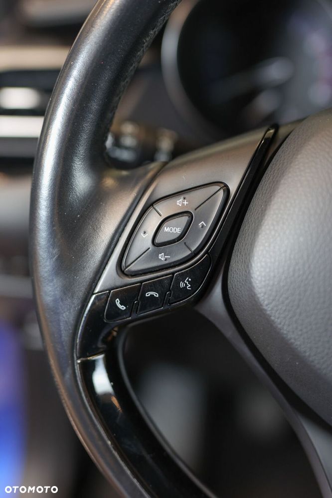 Toyota C-HR 1.2 T GPF Premium - 31
