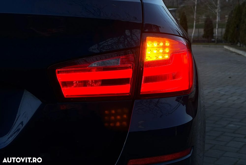 BMW Seria 5 520d Aut. - 24