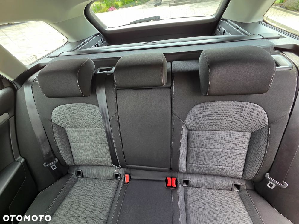 Skoda Superb 2.0 TDI Ambition DSG - 6