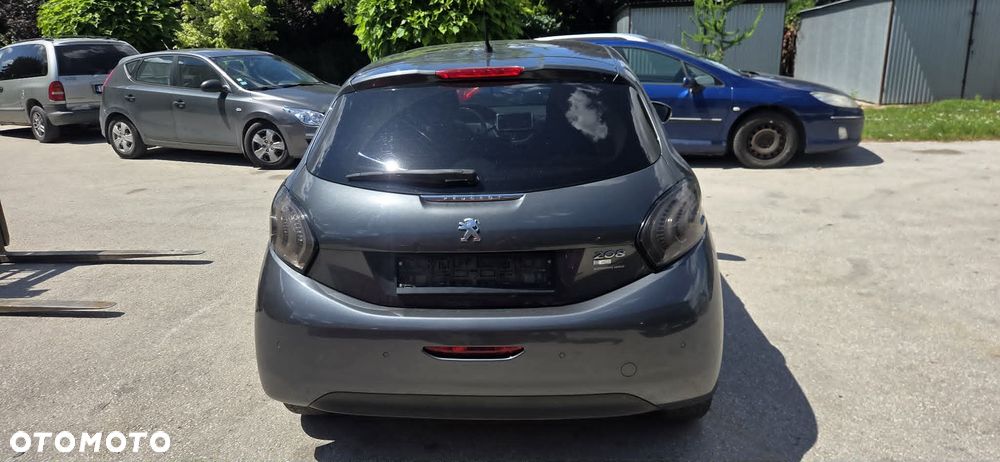 PEUGEOT 208 KTPD pas tył podłoga wanna - 1