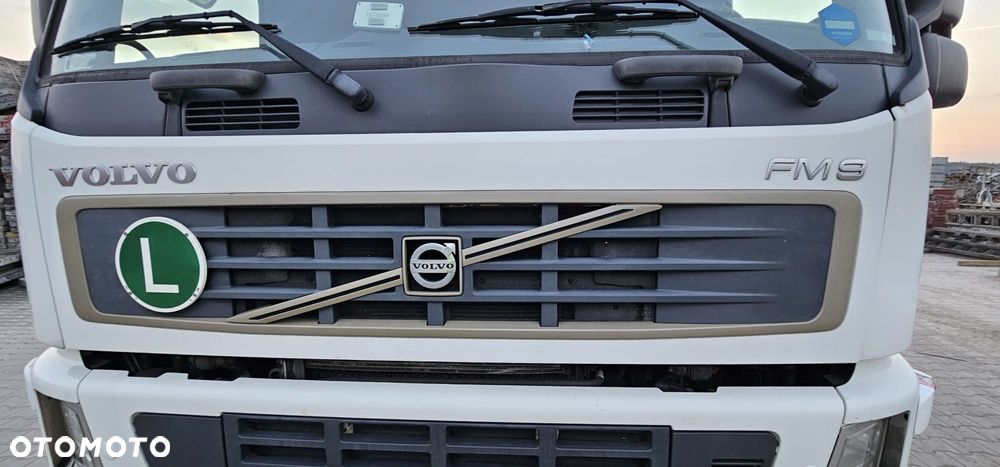 Volvo - 9