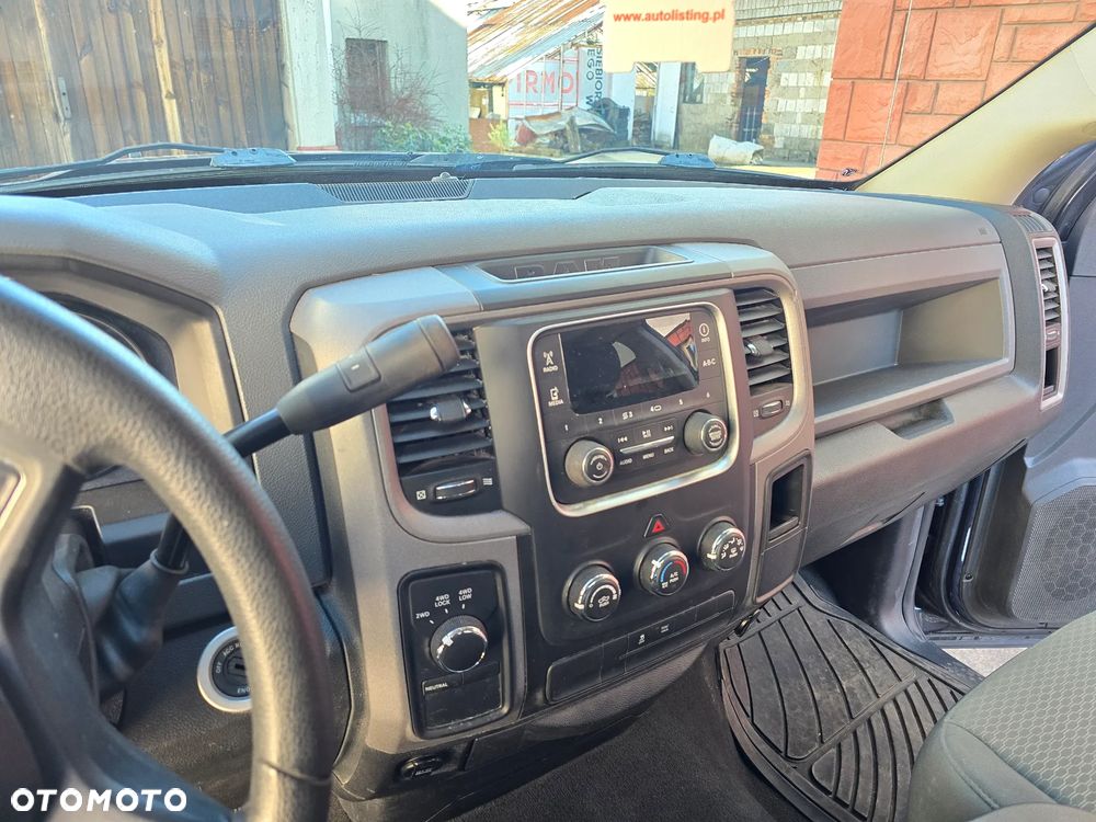 Dodge RAM - 10