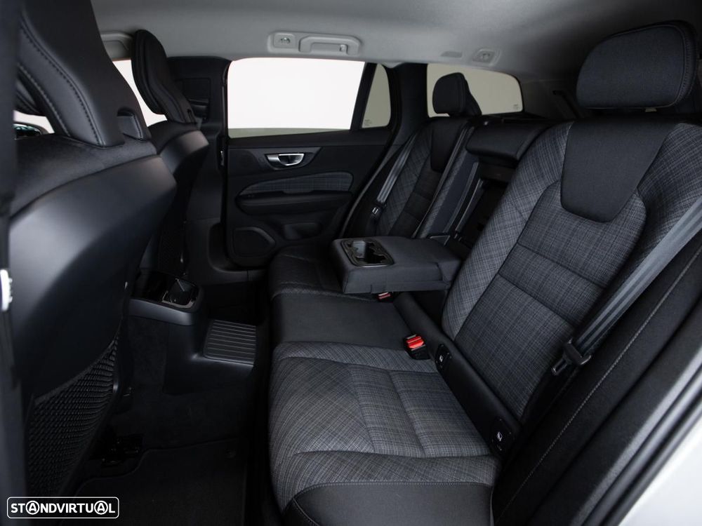 Volvo V60 2.0 T6 AWD TE Core - 10