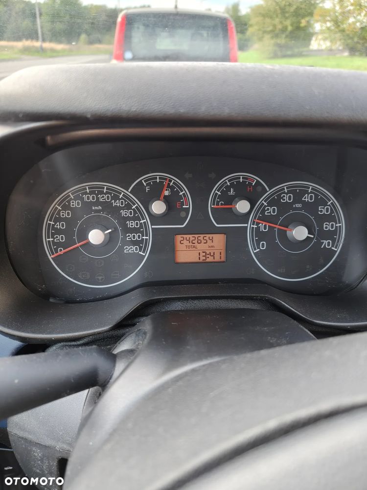 Fiat Punto 1.2 16V Dynamic - 10