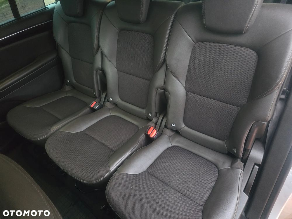 Renault Espace 1.6 dCi Energy Initiale Paris EDC 7os - 15