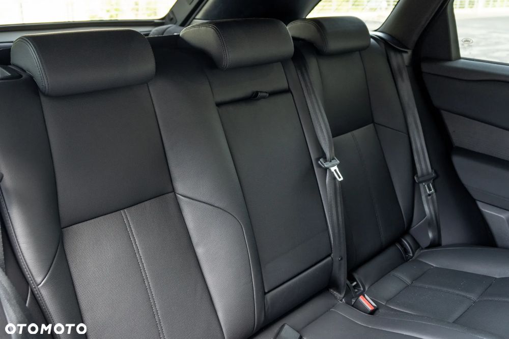 Land Rover Range Rover Velar 2.0 P250 R-Dynamic SE - 16