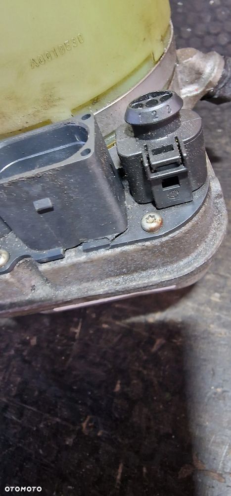 POMPA WSPOMAGANIA TRW 6R0423156C SEAT IBIZA VW Polo Fabia II - 2