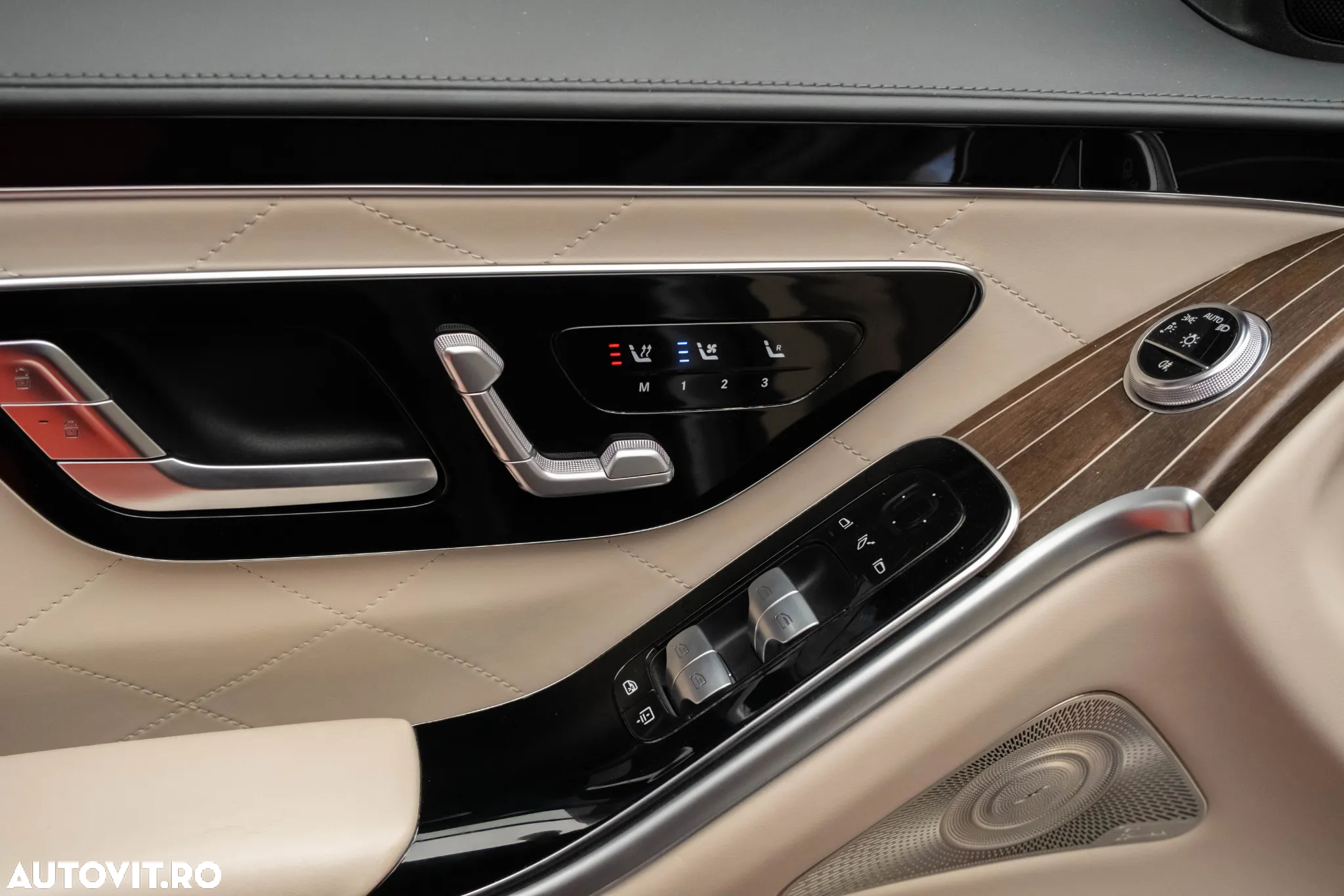 Mercedes-Benz S 400 d 4MATIC Long Aut - 11