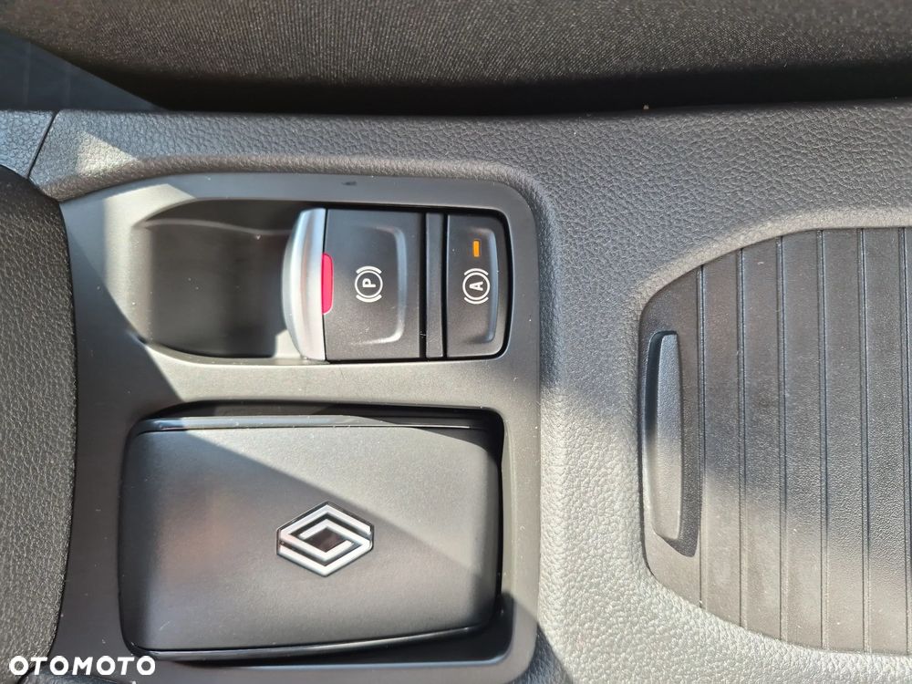 Renault Clio 1.6 E-TECH Techno - 24