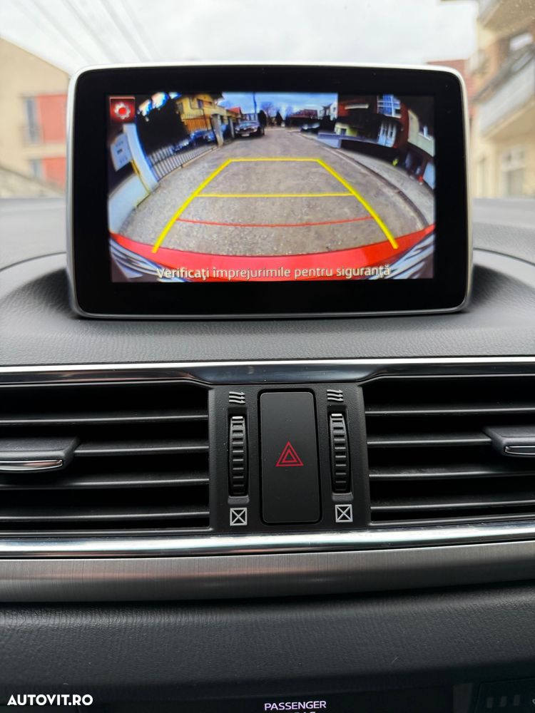 Mazda 3 SKYACTIV-G 120 Automatik Exclusive-Line - 37