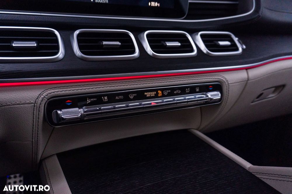 Mercedes-Benz GLS - 25