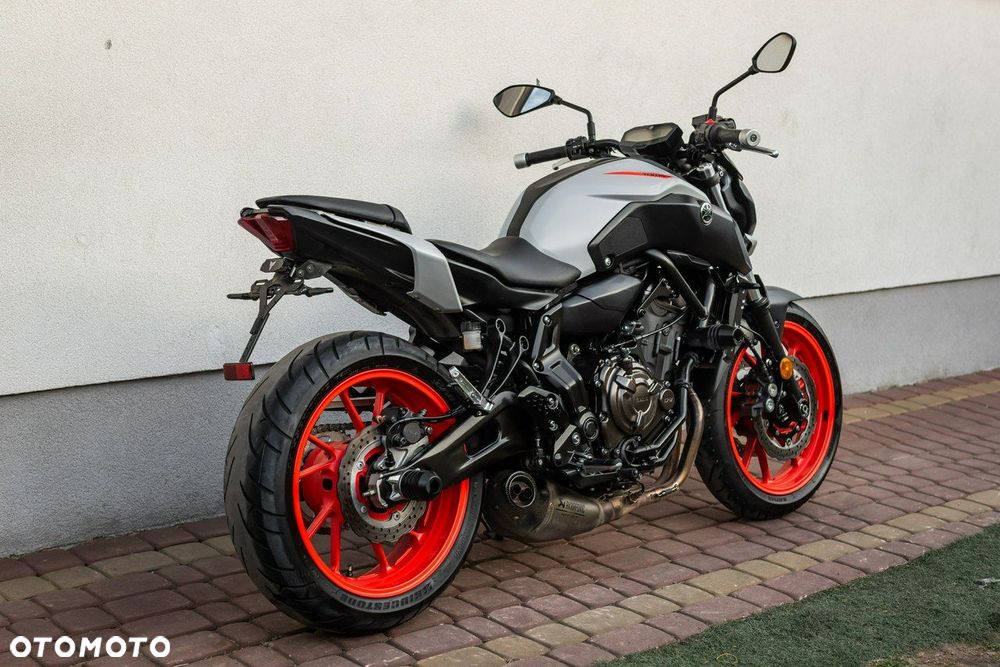 Yamaha MT - 4