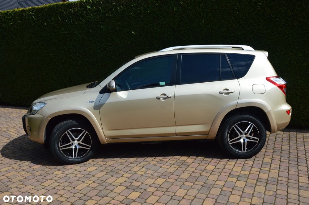 Toyota RAV4 2.2 D-CAT Sol 180 - 4