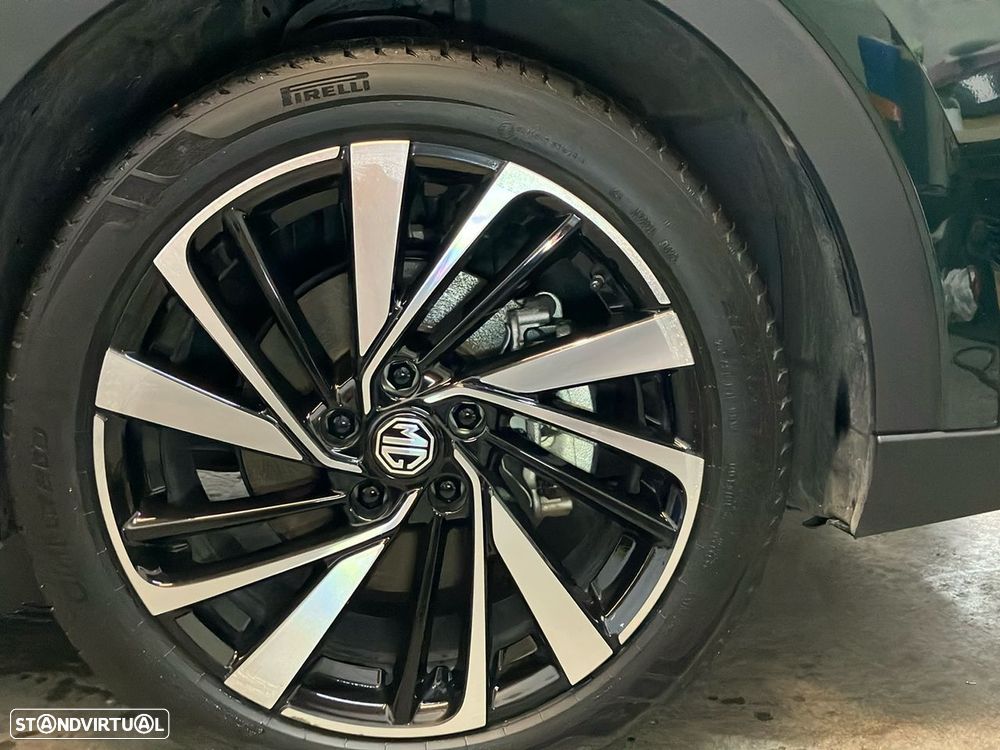 MG ZS 1.5 Hybrid+ Luxury - 20