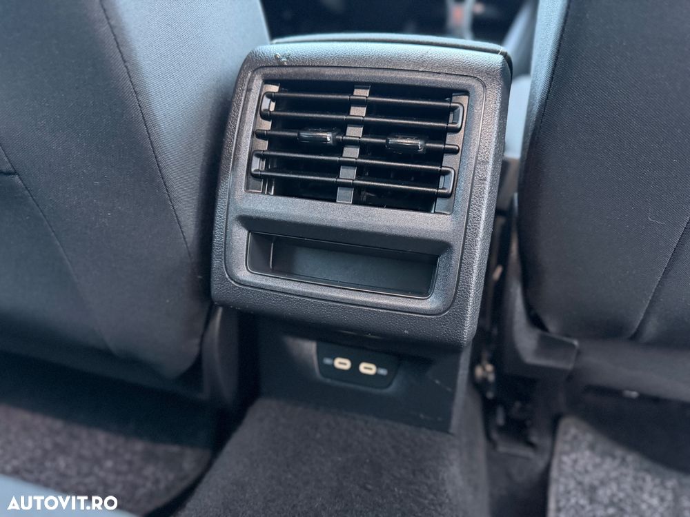 Volkswagen Golf 1.0 TSI Life - 25