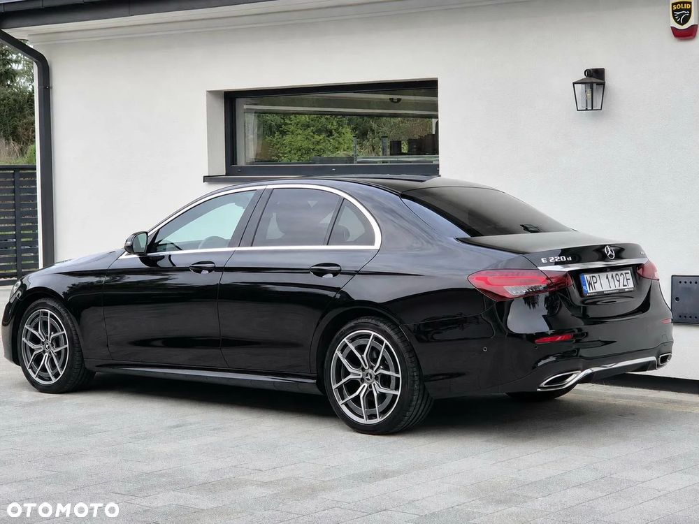 Mercedes-Benz Klasa E 220 d 4Matic 9G-TRONIC AMG Line - 17