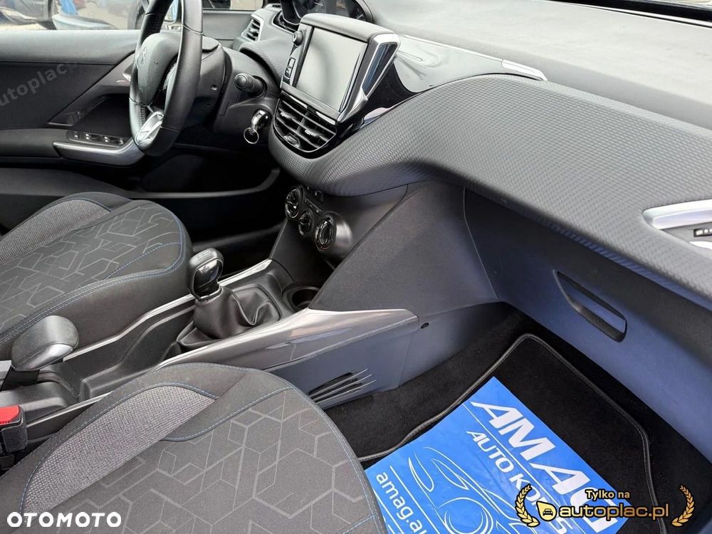 Peugeot 2008 - 18