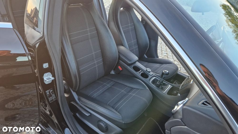 Mercedes-Benz CLA 200 CDI - 24