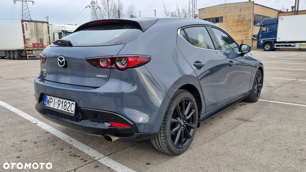 Mazda 3 - 5