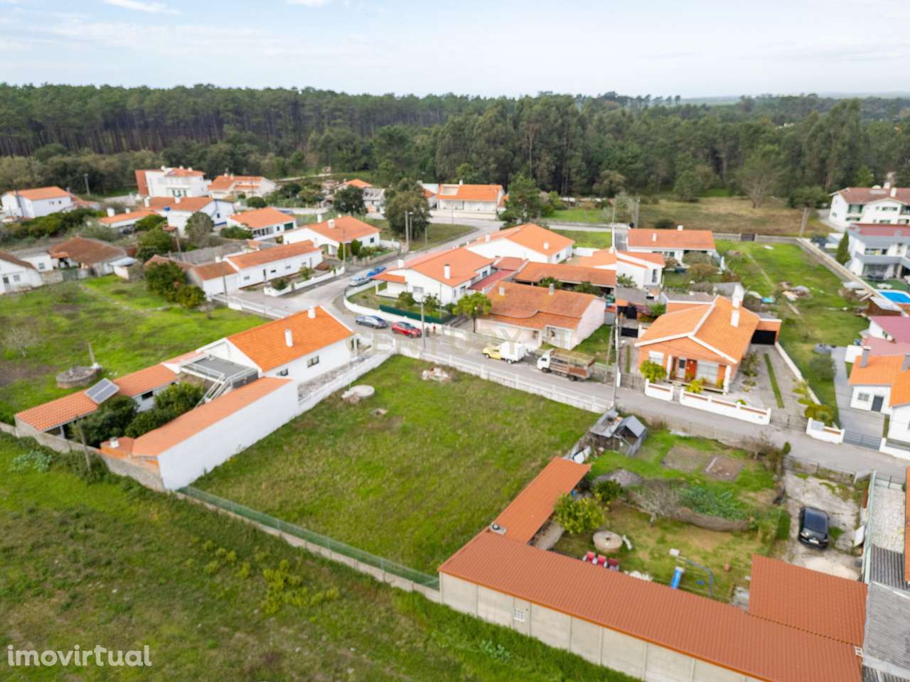 Terreno de 786 m2 para construção todo murado - Grande imagem: 3/13