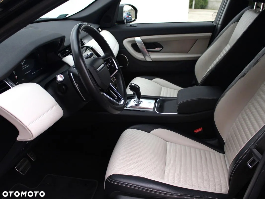 Land Rover Discovery Sport - 19
