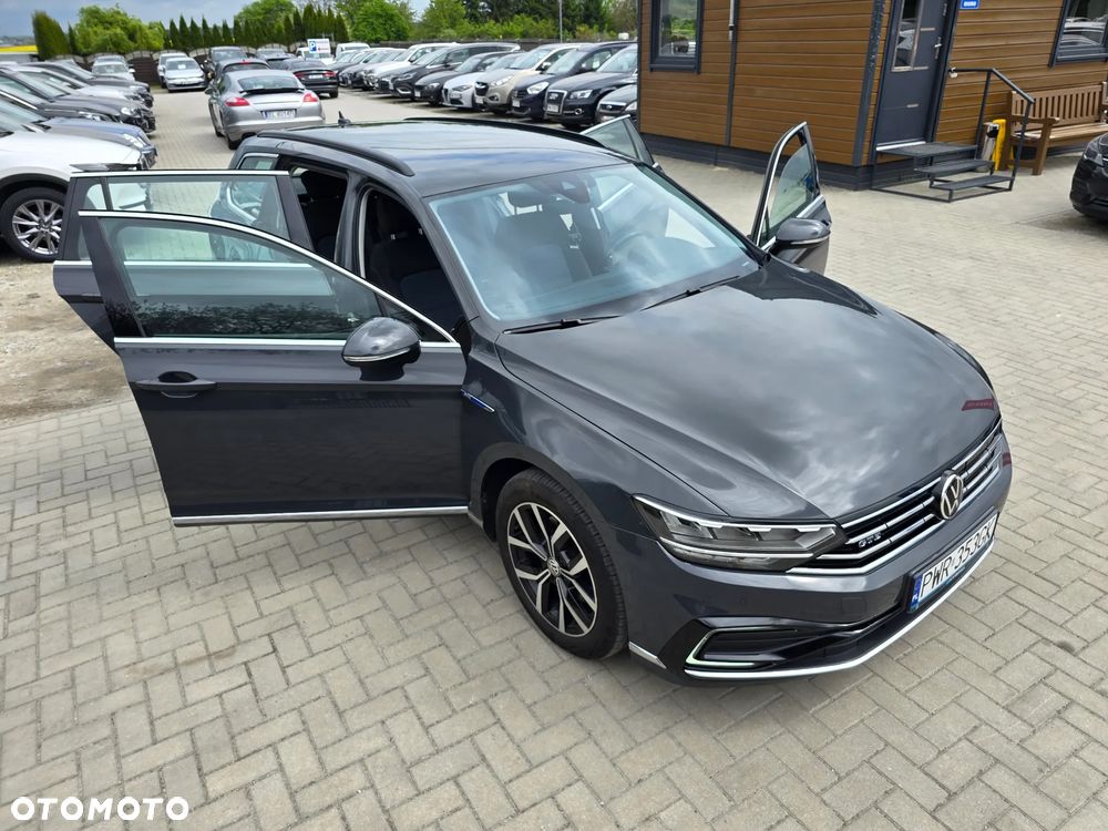 Volkswagen Passat Variant - 34