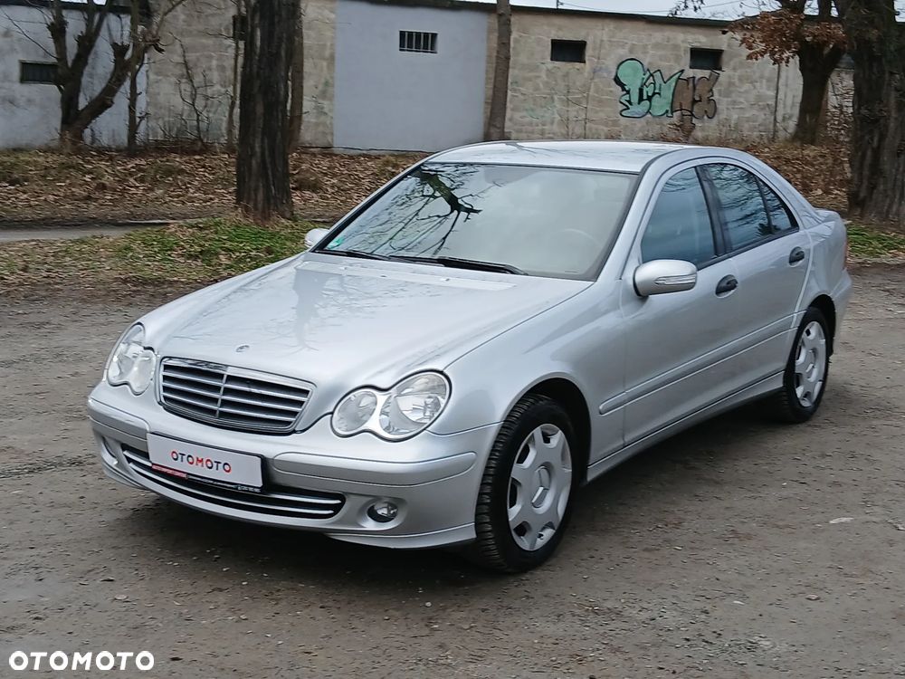 Mercedes-Benz Klasa C 180 Kompressor Classic Starline - 29