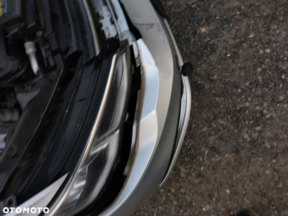 Volkswagen Golf - 10