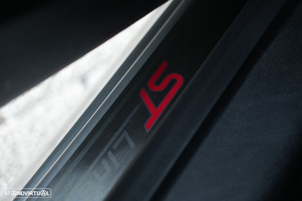 Ford Focus 1.0 EcoBoost MHEV ST-Line - 14