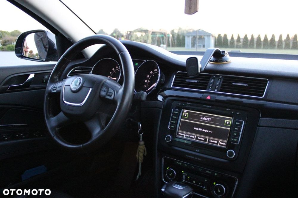 Skoda Superb 2.0 TDI L&K DSG - 5