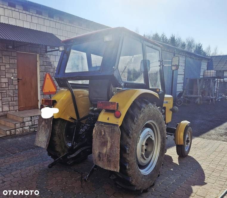 Ursus C-360 - 4