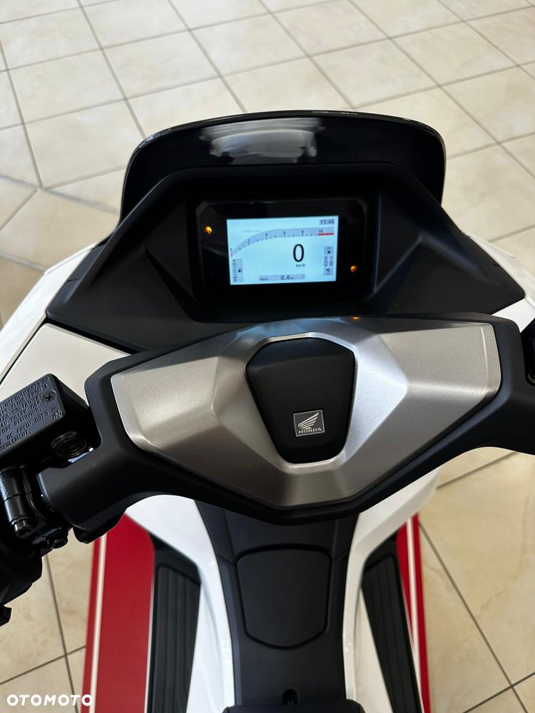 Honda PCX - 4