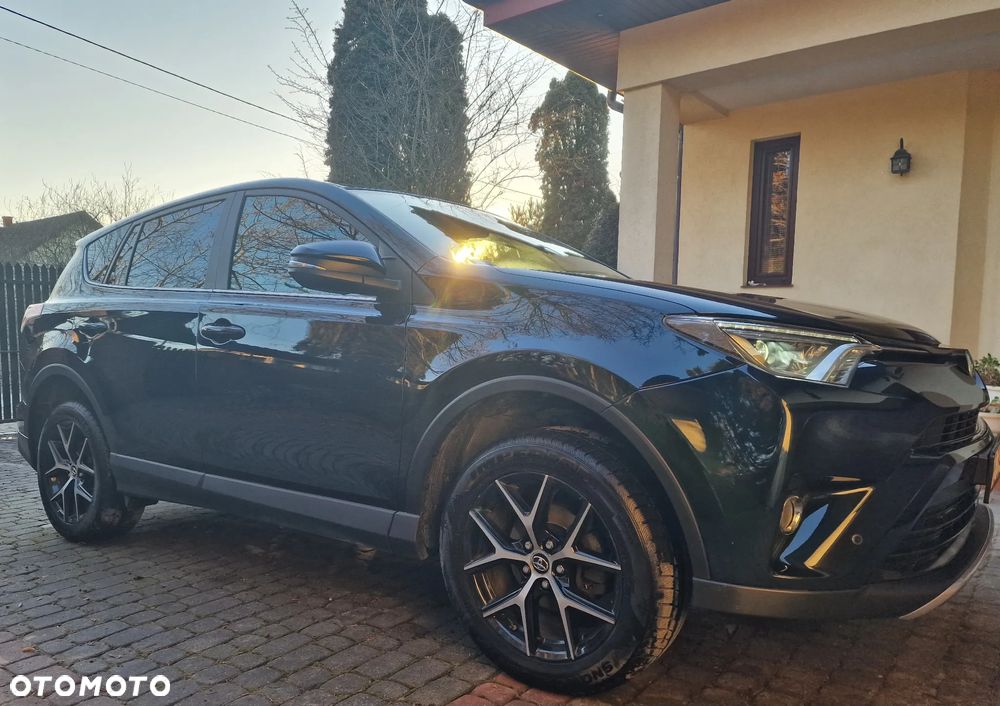 Toyota RAV4 2.0 Premium 4x4 MS - 8
