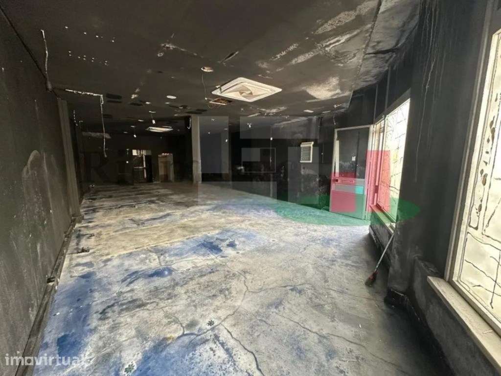 LOJA A - RUA CAPITÃO SALGUEIRO MAIA - LOURES - Grande imagem: 2/2