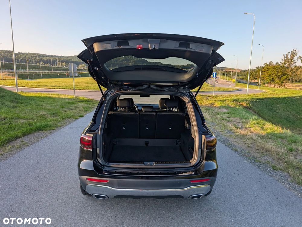 Mercedes-Benz GLB 250 4Matic 8G-DCT Style - 11